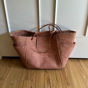 Sezane pink basket